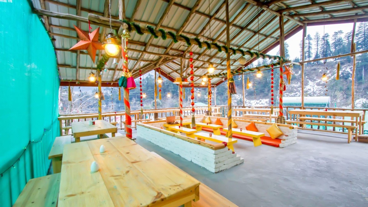 Photo of Others in Old Manali