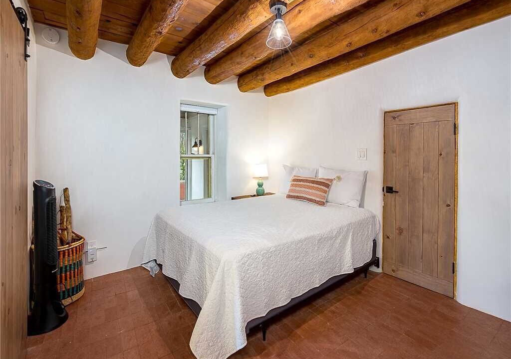 Photo of Bedroom in Chupadero