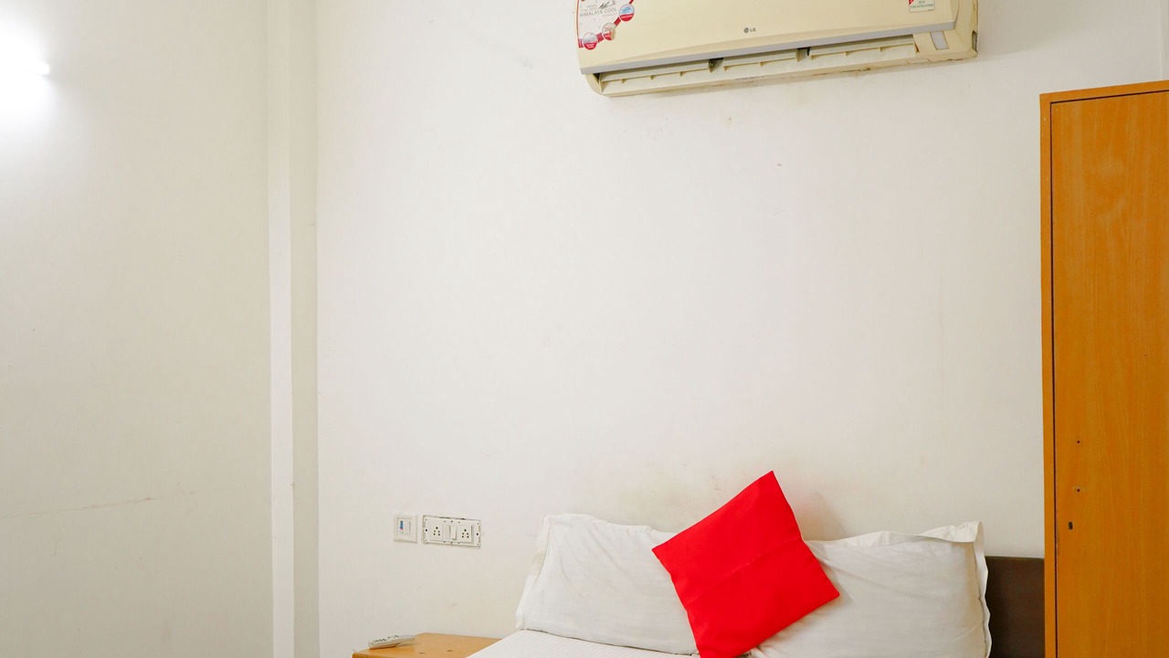 Photo of Bedroom in Lajpat Nagar