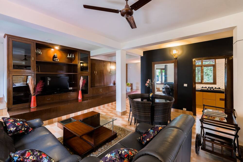 Photo of Livingroom in The Mall Road