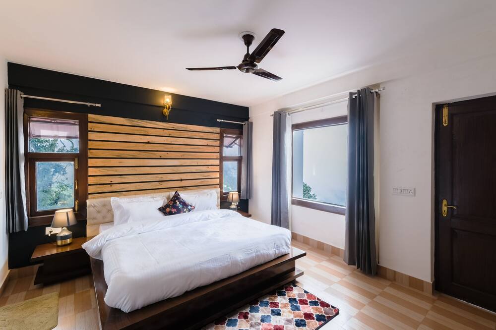 Photo of Bedroom in The Mall Road