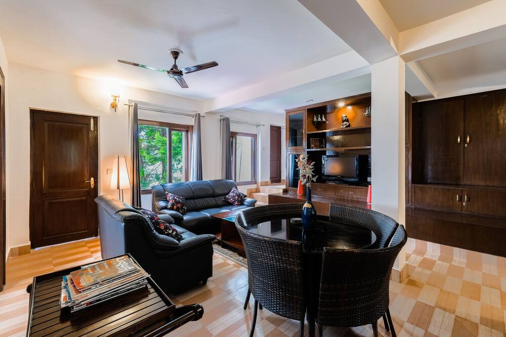 Photo of Livingroom in The Mall Road