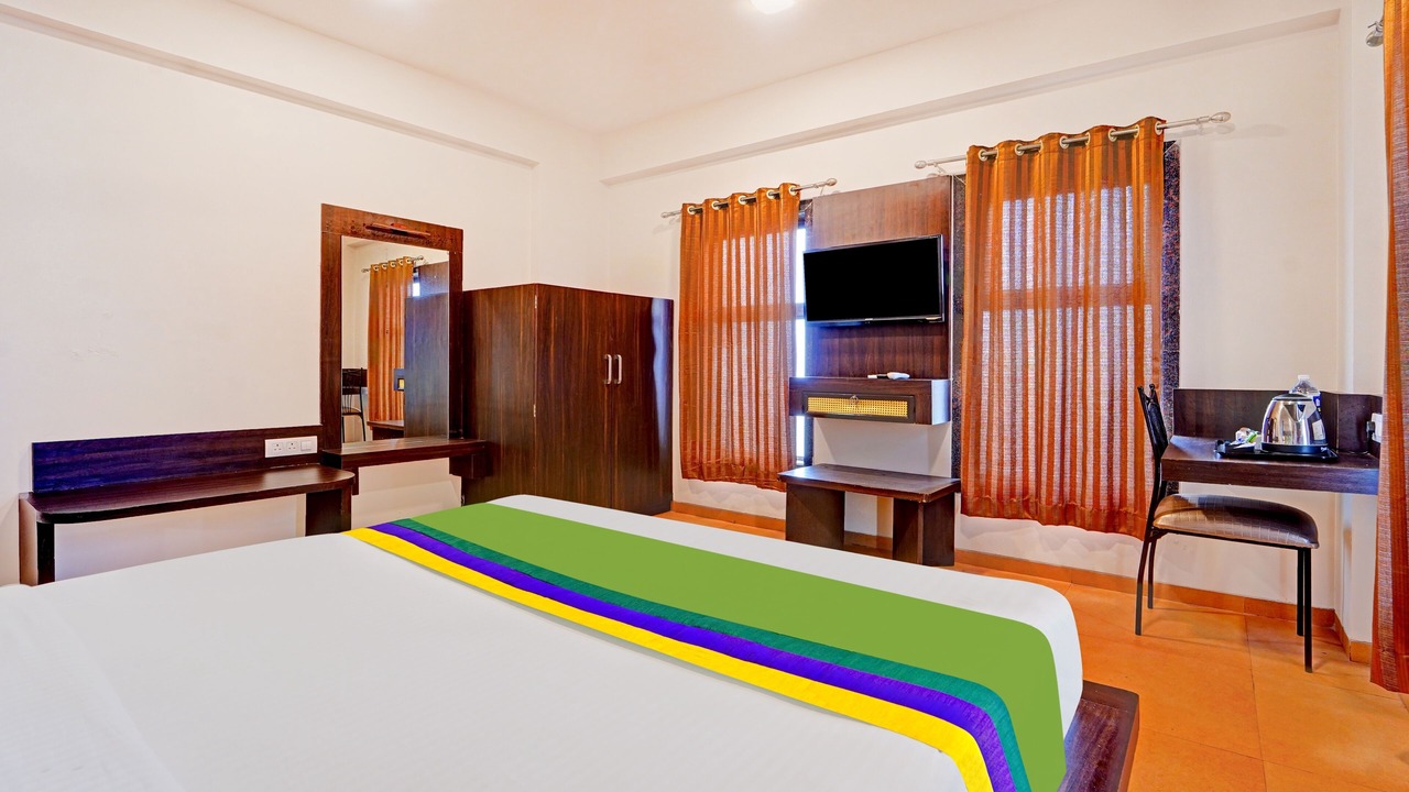 Photo of Bedroom in Mahabaleshwar
