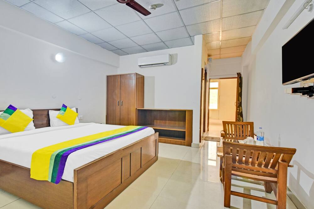 Photo of Bedroom in Dehradun