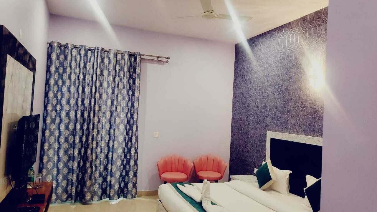 Photo of Bedroom in Moradabad