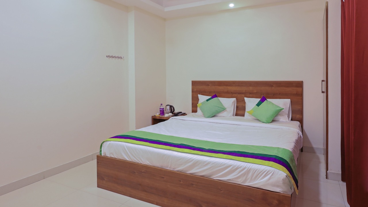 Photo of Bedroom in Porur