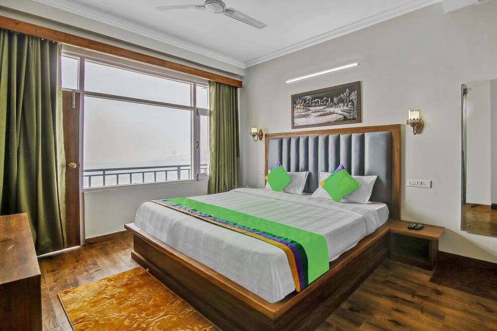 Photo of Bedroom in Shoghi