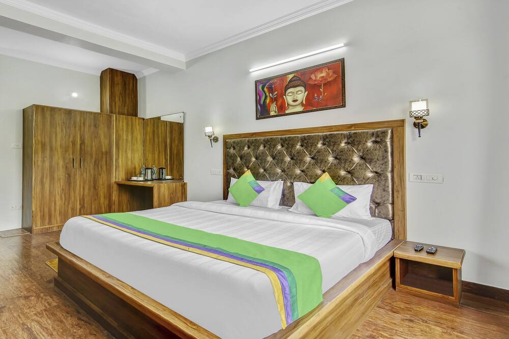Photo of Bedroom in Shoghi