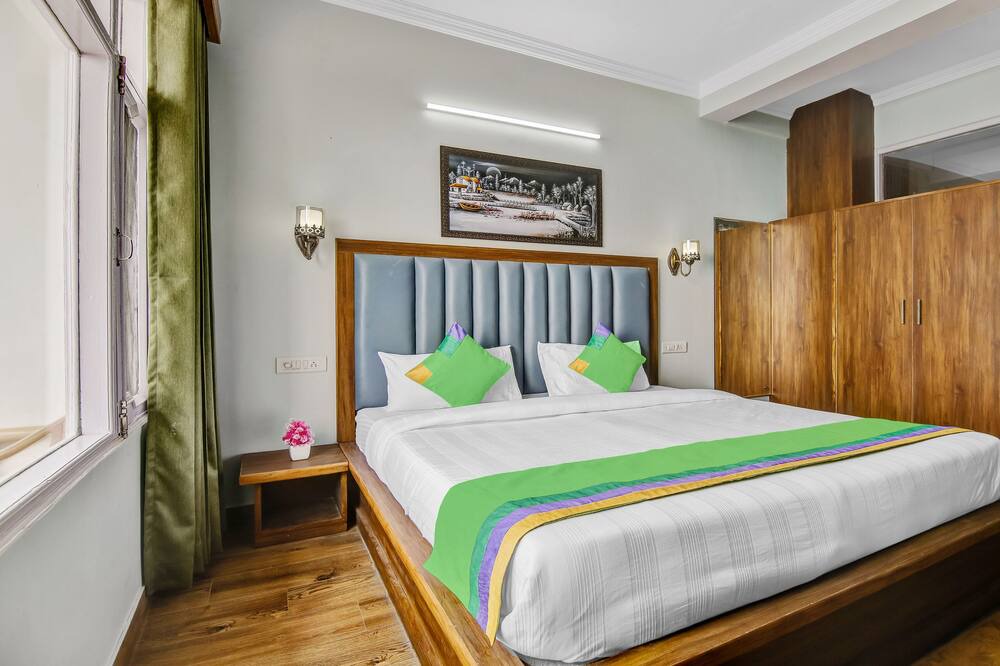 Photo of Bedroom in Shoghi