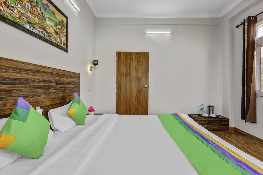 Photo of Bedroom in Shoghi