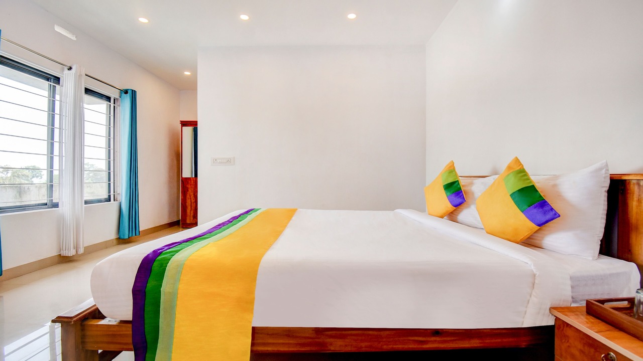 Photo of Bedroom in Somvarpet