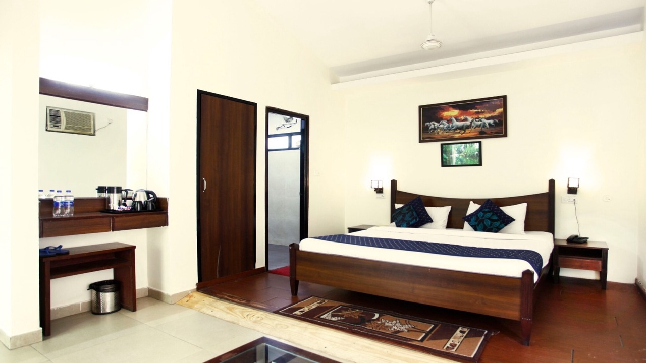Photo of Bedroom in Dhikuli