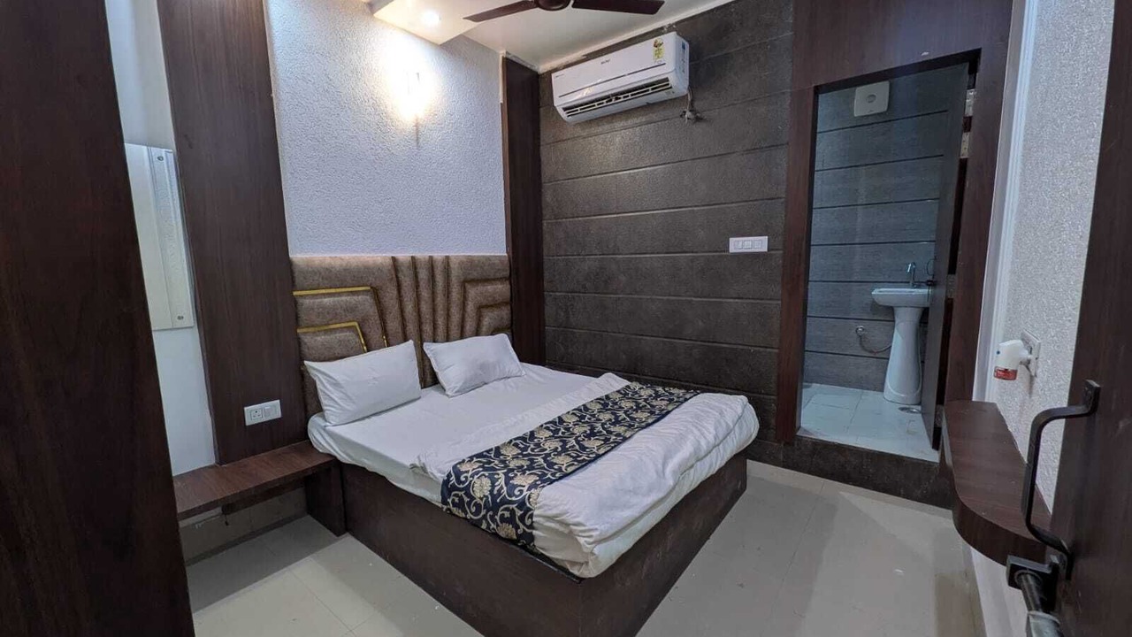 Photo of Bedroom in Aligarh
