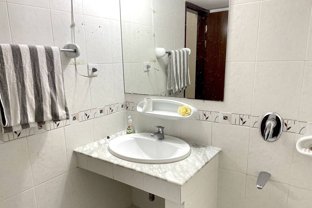 Photo of Bathroom in Dhanmondi