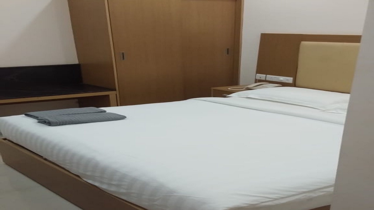 Photo of Bedroom in Tiruchengode