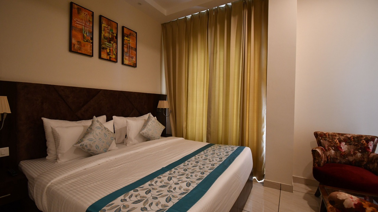 Photo of Bedroom in Haridwar
