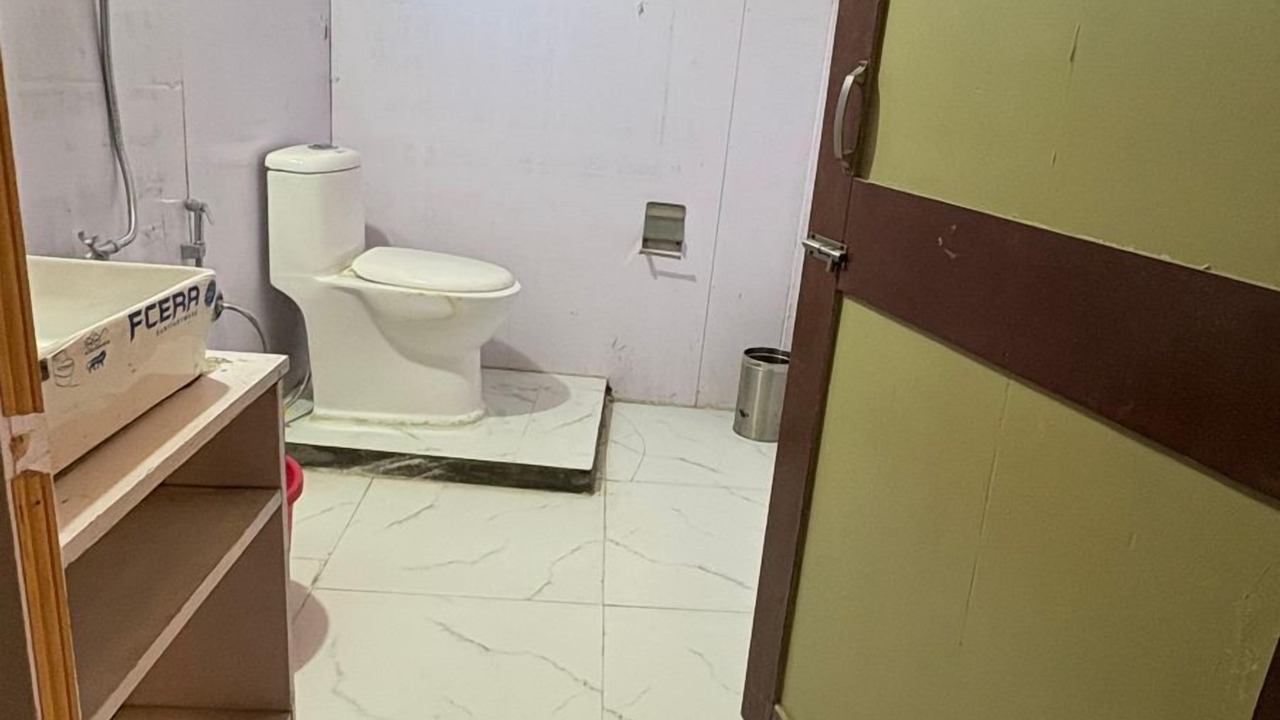Photo of Bathroom in Man