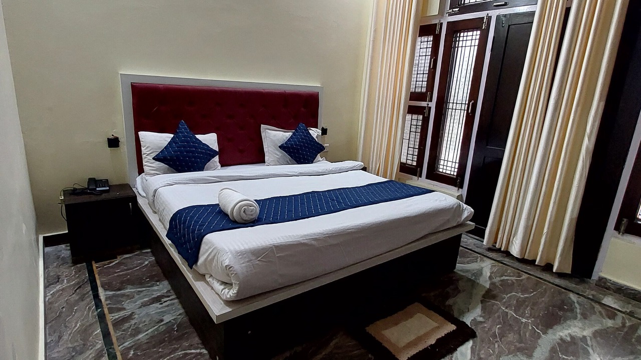 Photo of Bedroom in Ramnagar