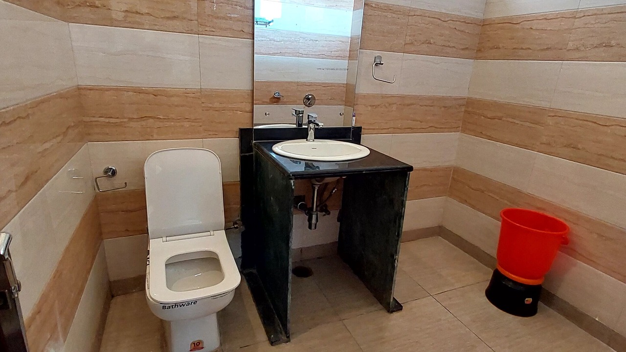 Photo of Bathroom in Ramnagar