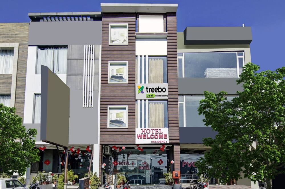 Photo of Outdoor in Zirakpur