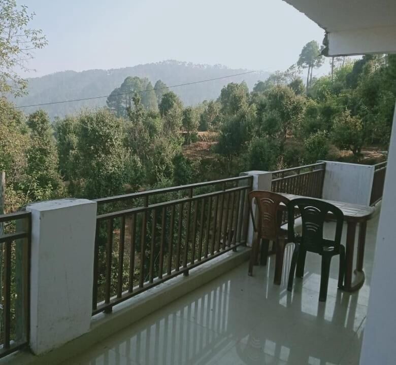 Photo of Patio Balcony in Kausani