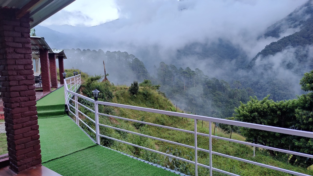 Photo of Others in Naina Range