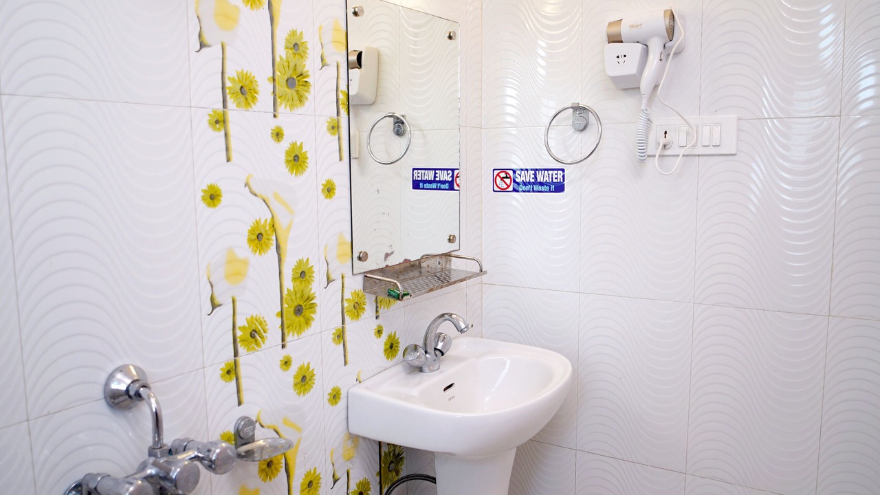 Photo of Bathroom in Shimla