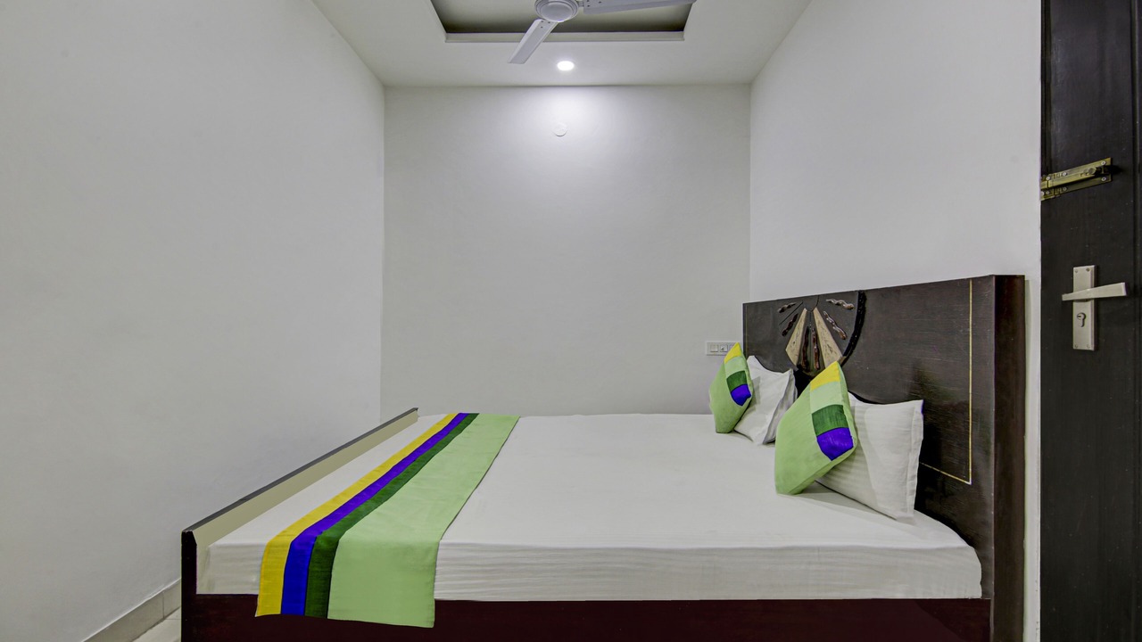 Photo of Bedroom in Zirakpur