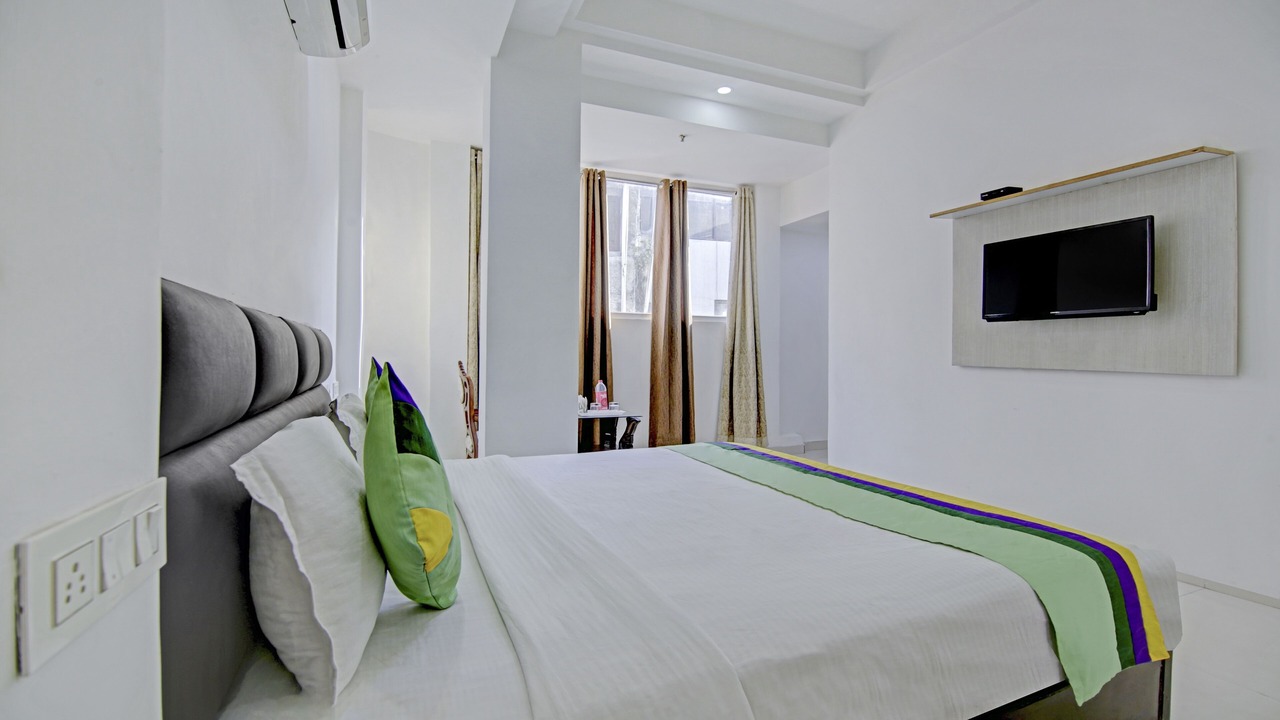 Photo of Bedroom in Zirakpur