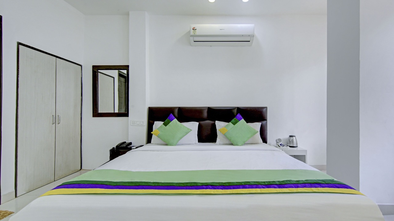 Photo of Bedroom in Zirakpur
