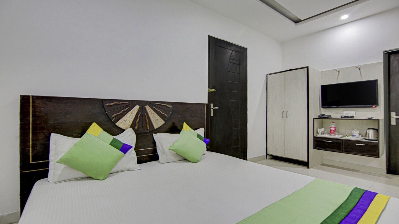 Photo of Bedroom in Zirakpur
