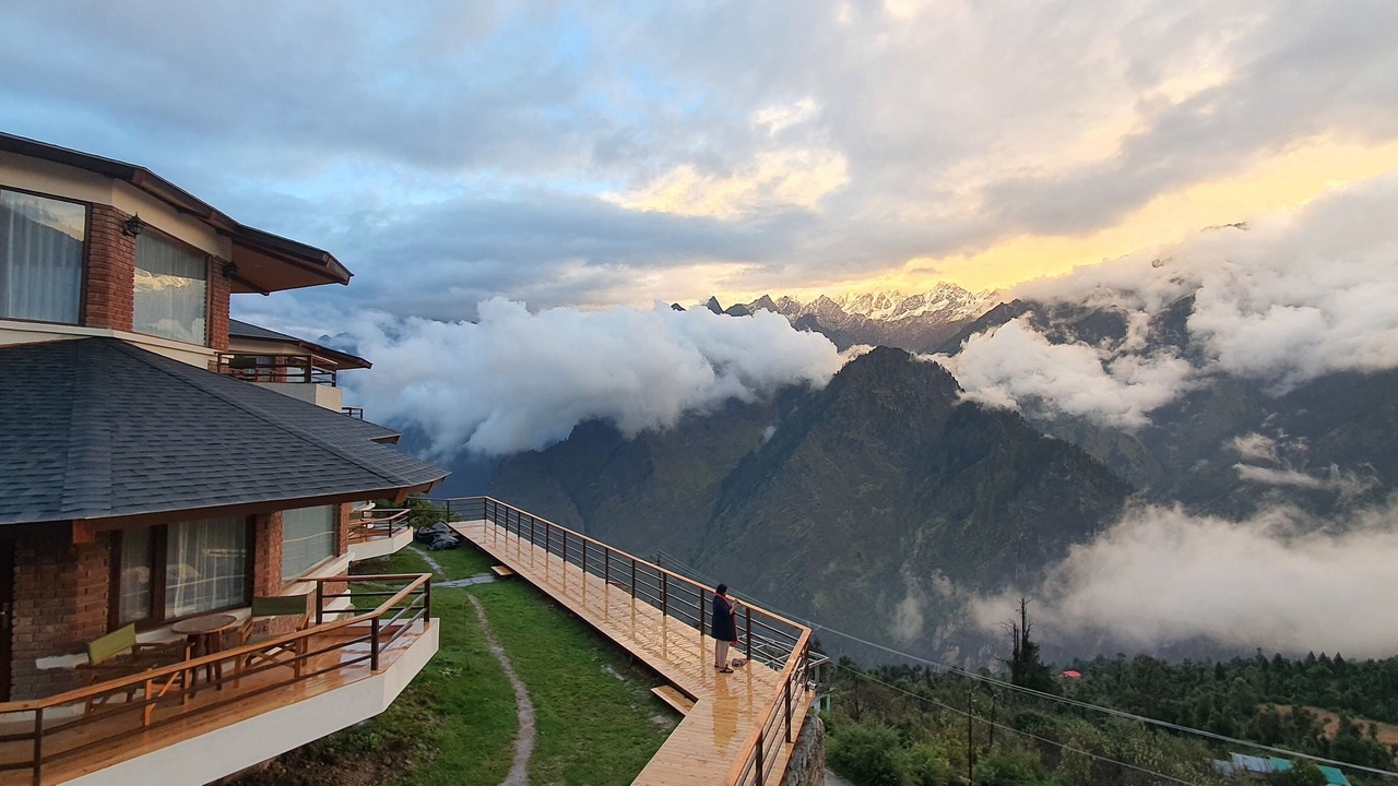 Photo of Bedroom in Auli