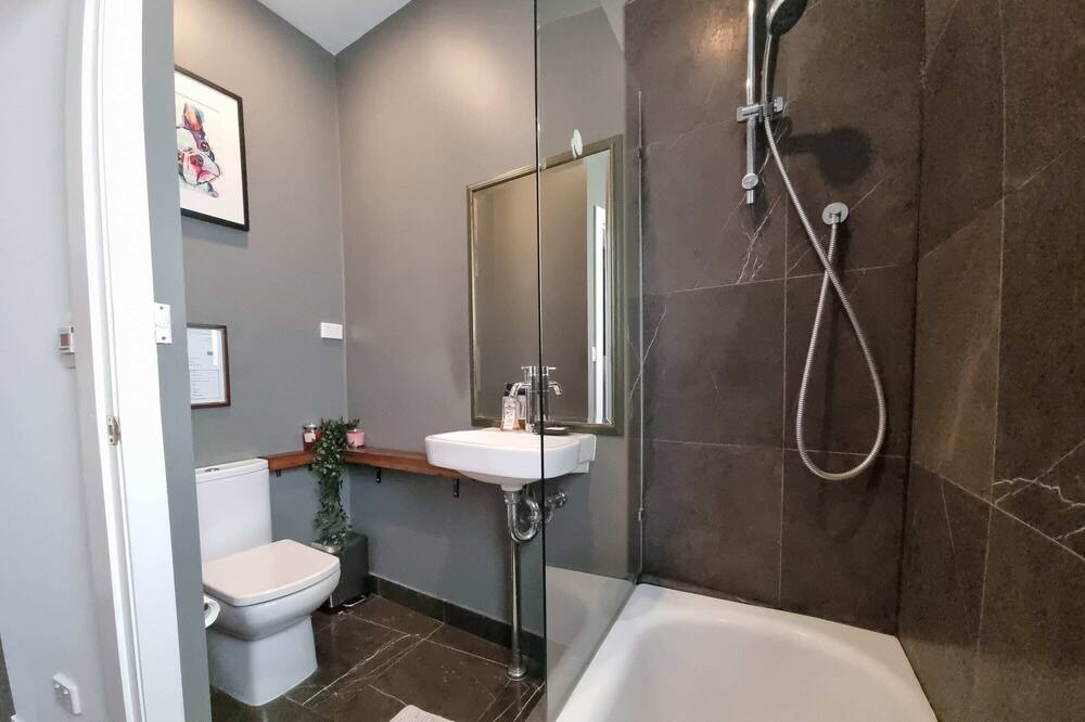 Photo of Bathroom in Rozelle