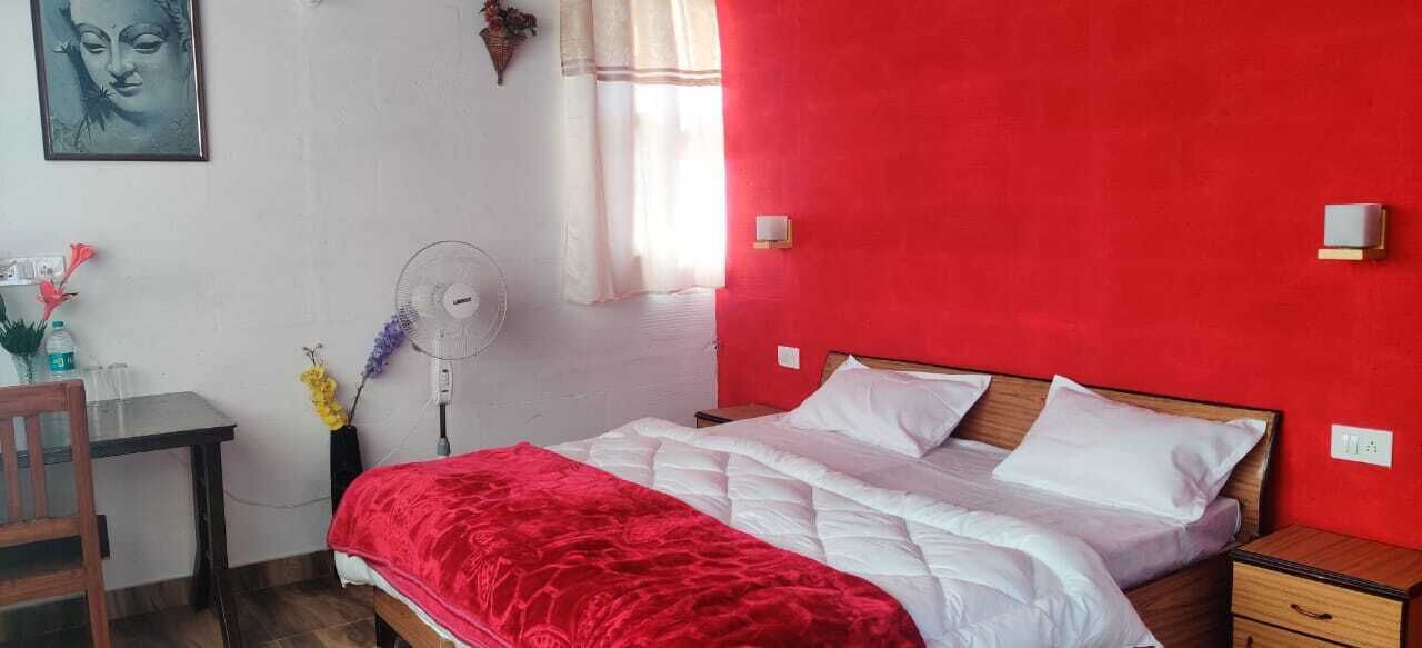 Photo of Bedroom in Nainital