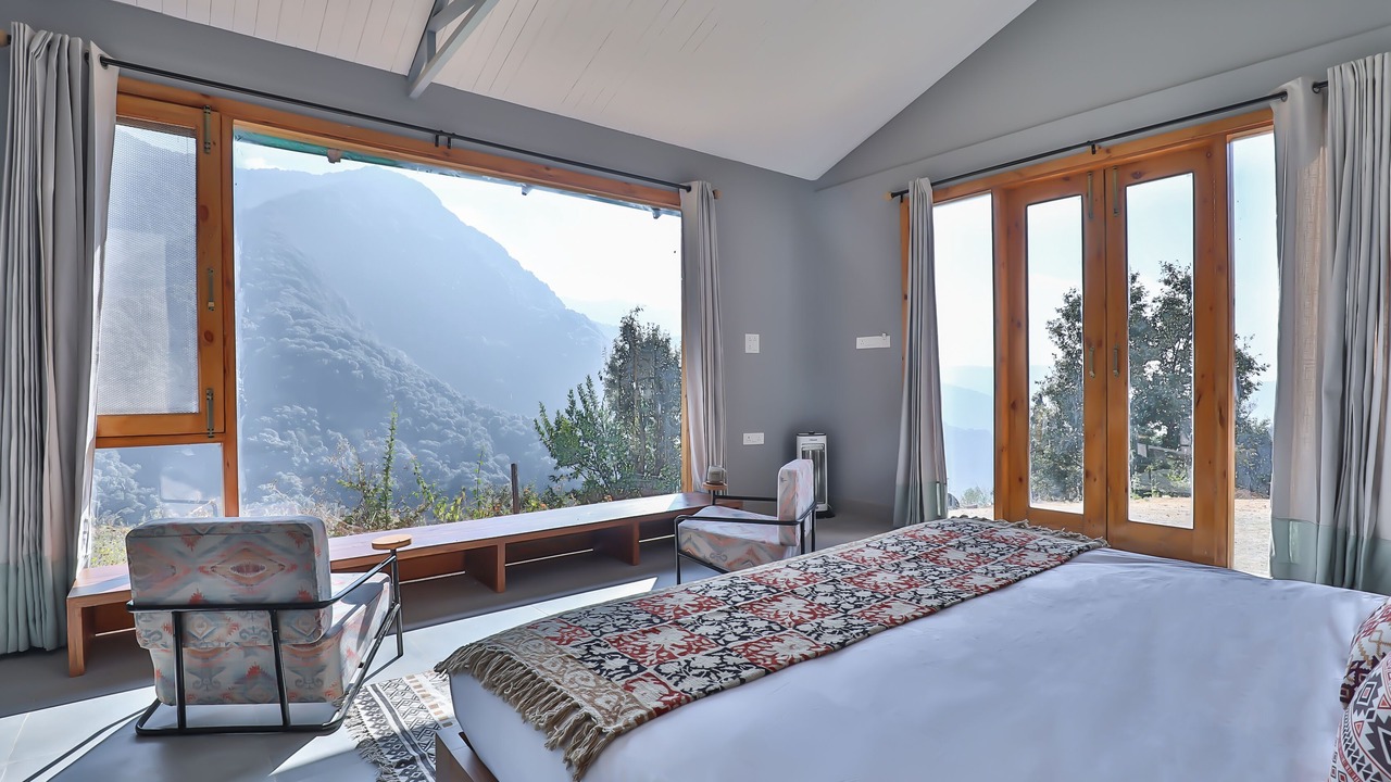 Photo of Bedroom in Naina Range