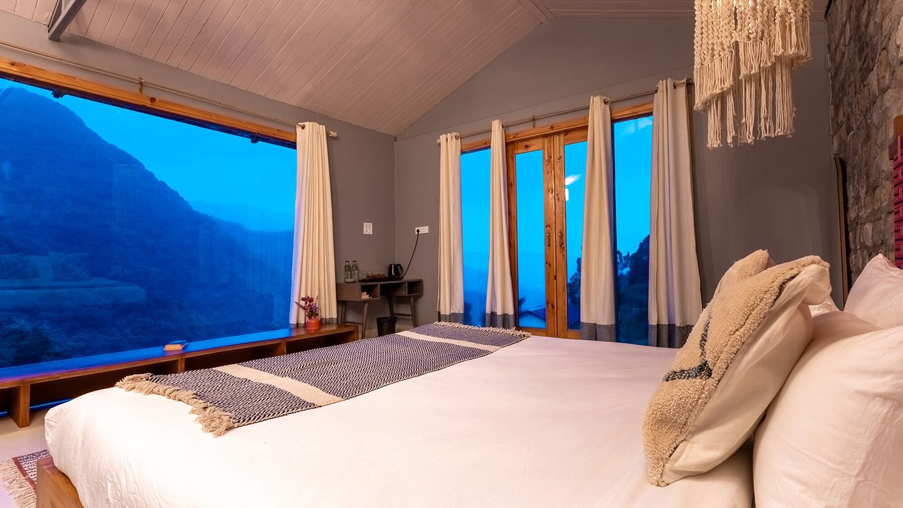 Photo of Bedroom in Naina Range