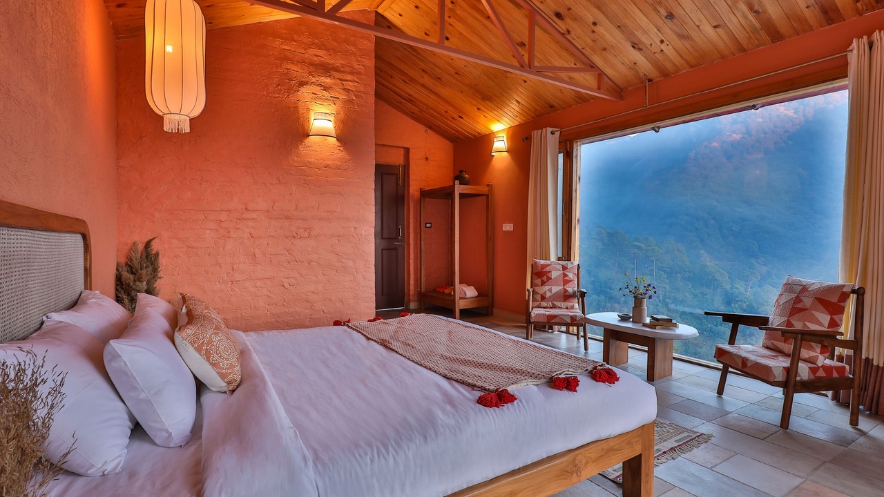 Photo of Bedroom in Naina Range