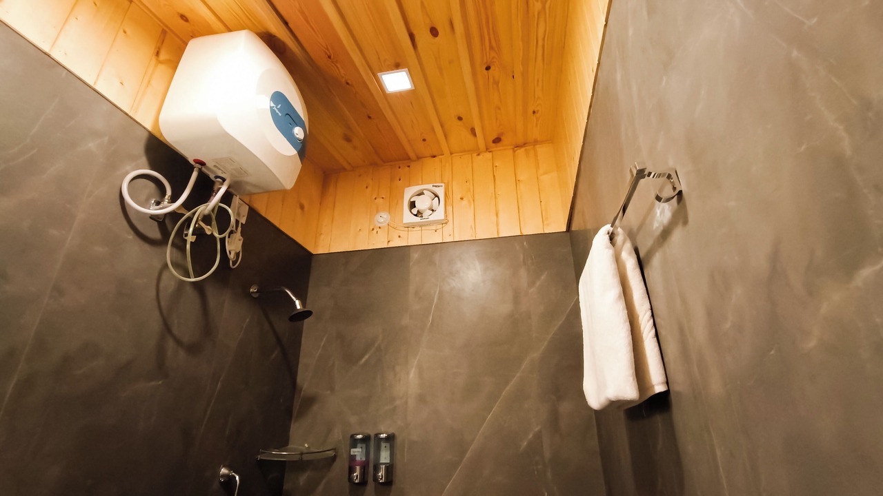 Photo of Bathroom in Kaul