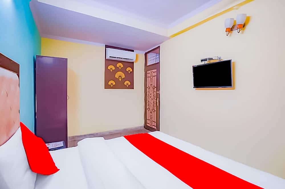 Photo of Bedroom in Sector 62