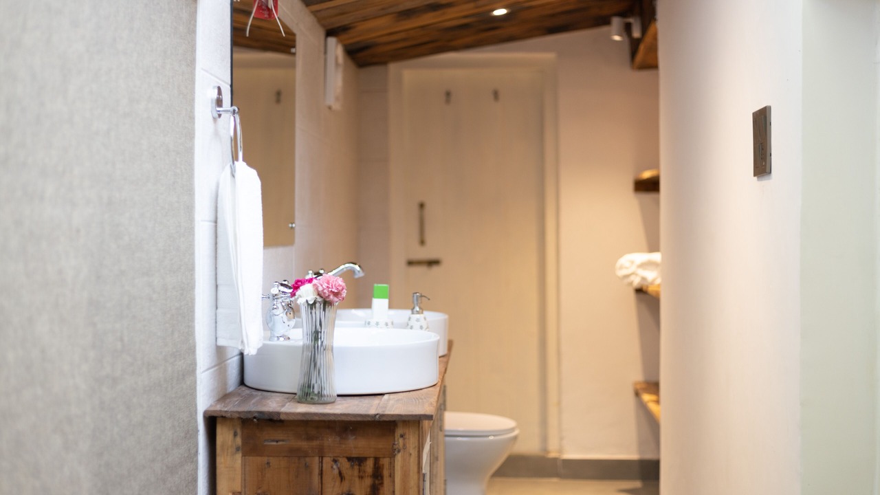 Photo of Bathroom in Shimla