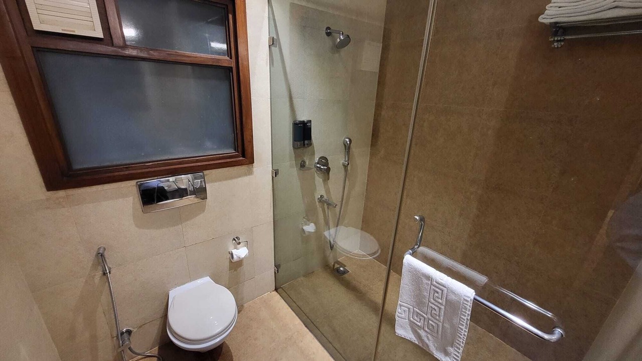 Photo of Bathroom in Hanuman Road Area
