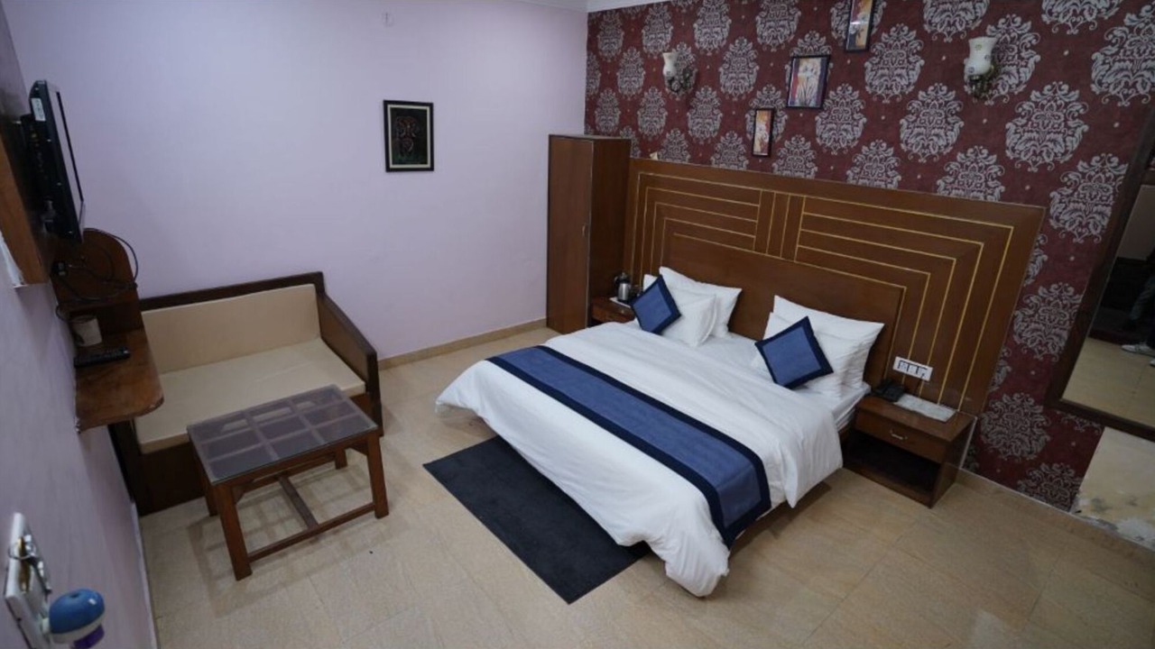 Photo of Bedroom in Dhikuli