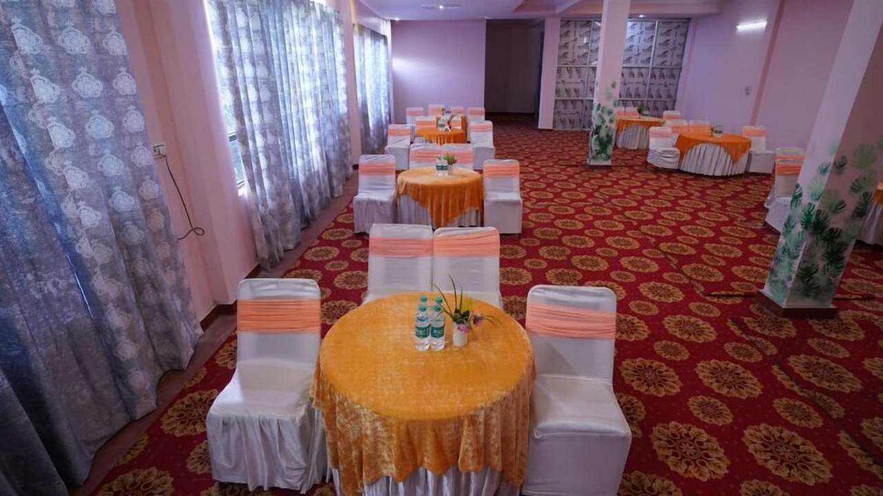 Photo of Livingroom in Dhikuli