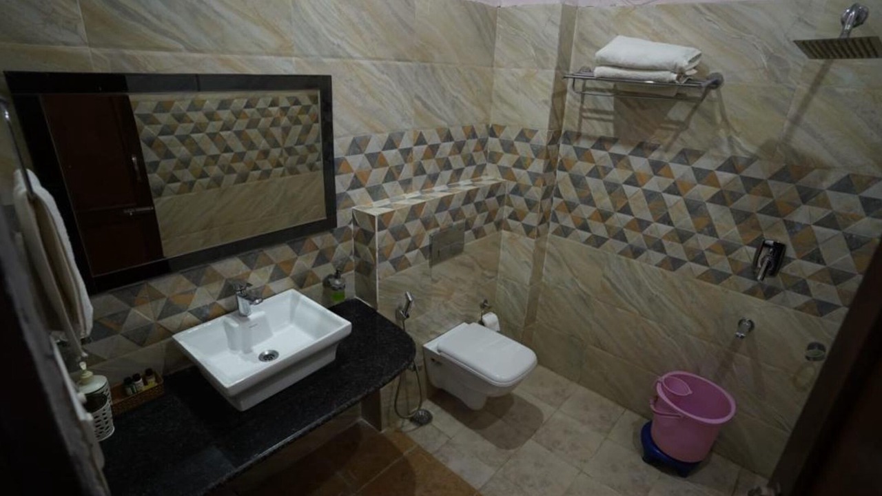 Photo of Bathroom in Dhikuli