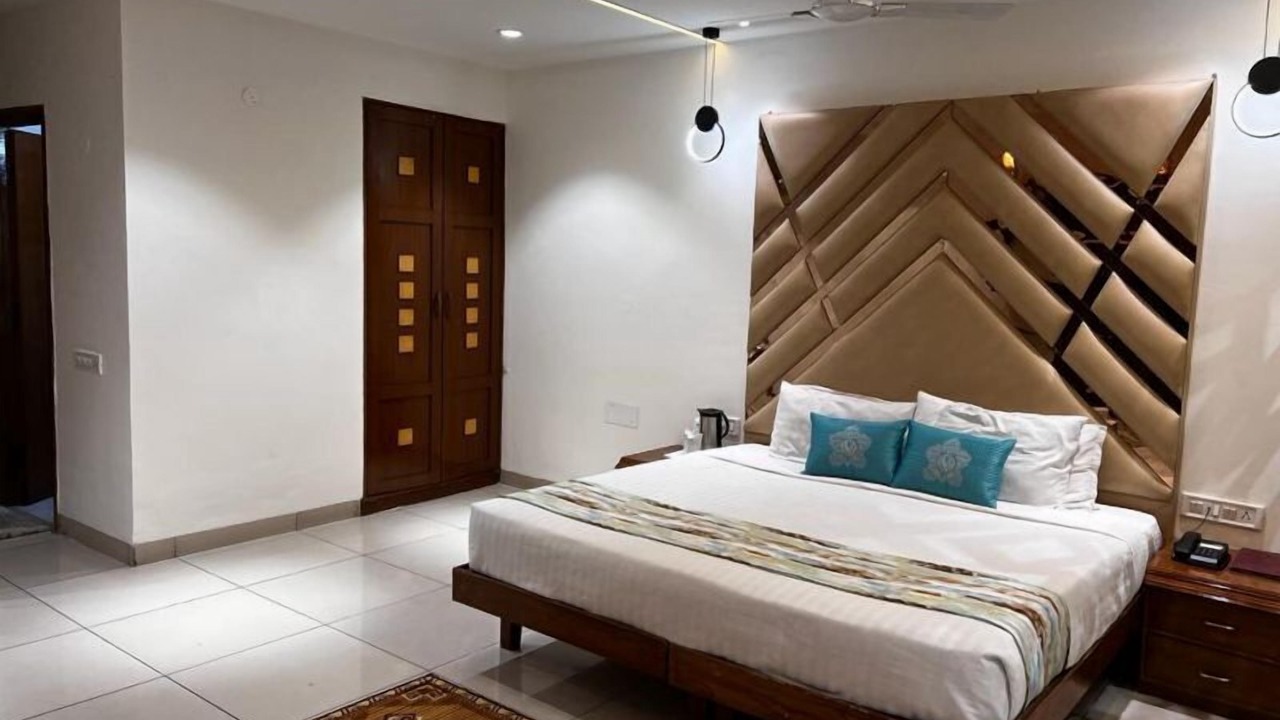 Photo of Bedroom in Paonta Sahib