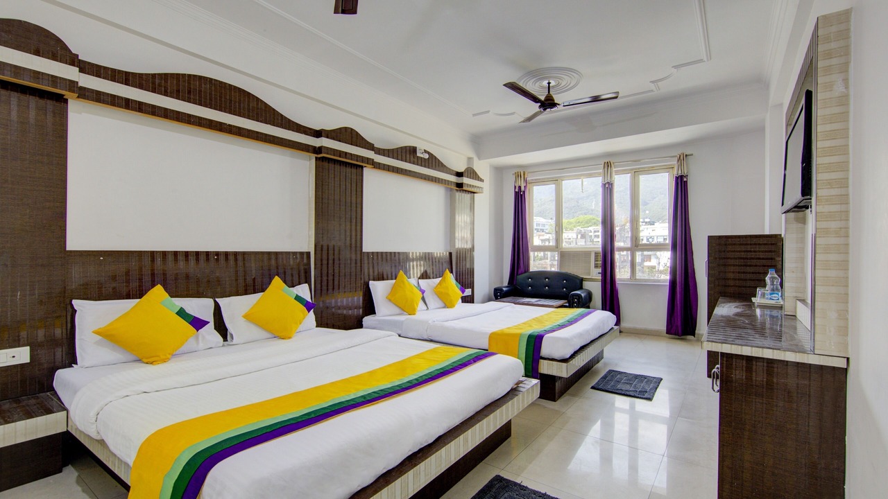 Photo of Bedroom in Katra