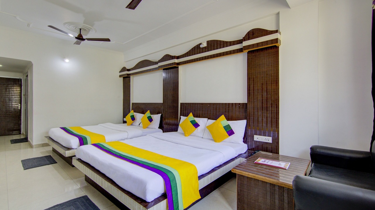 Photo of Bedroom in Katra