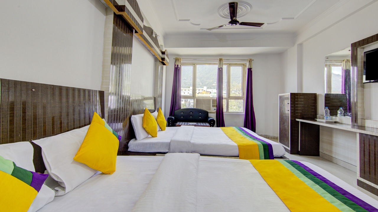 Photo of Bedroom in Katra