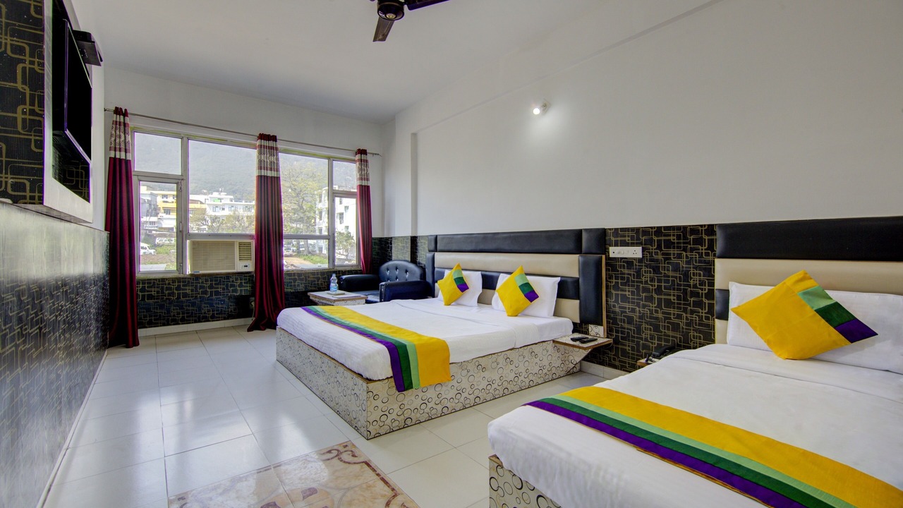 Photo of Bedroom in Katra
