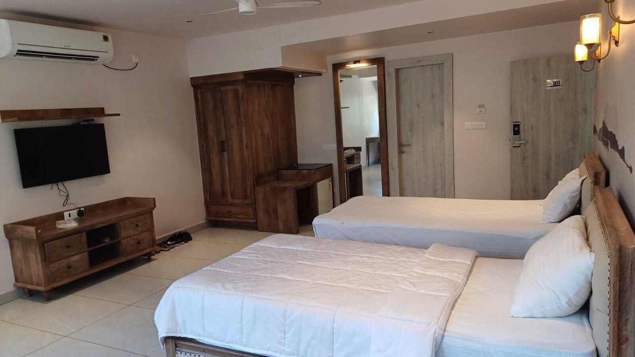 Photo of Bedroom in Morjim